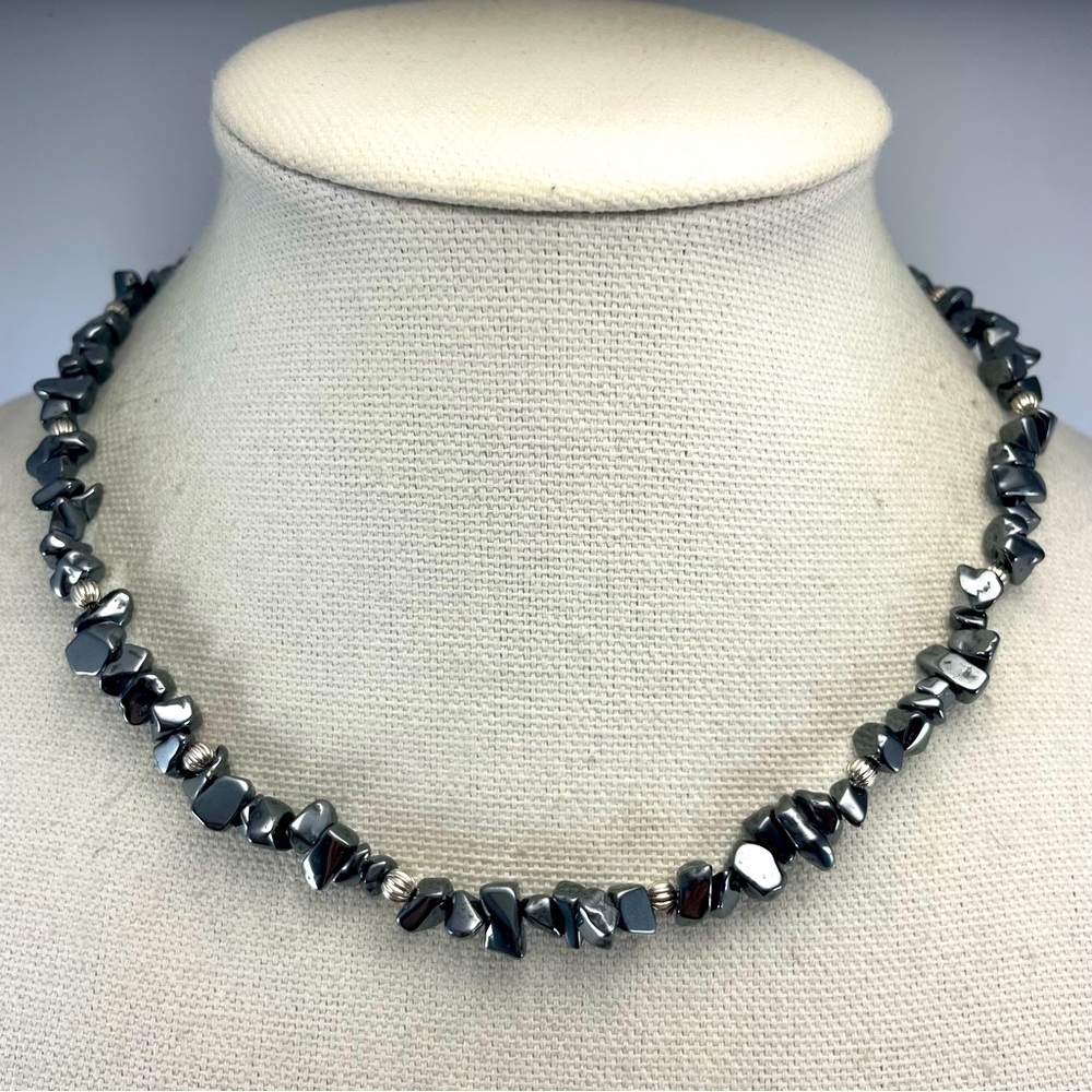 Beautiful Unsigned Hematite Nugget Silver Tone Beaded Statement Collar Necklace